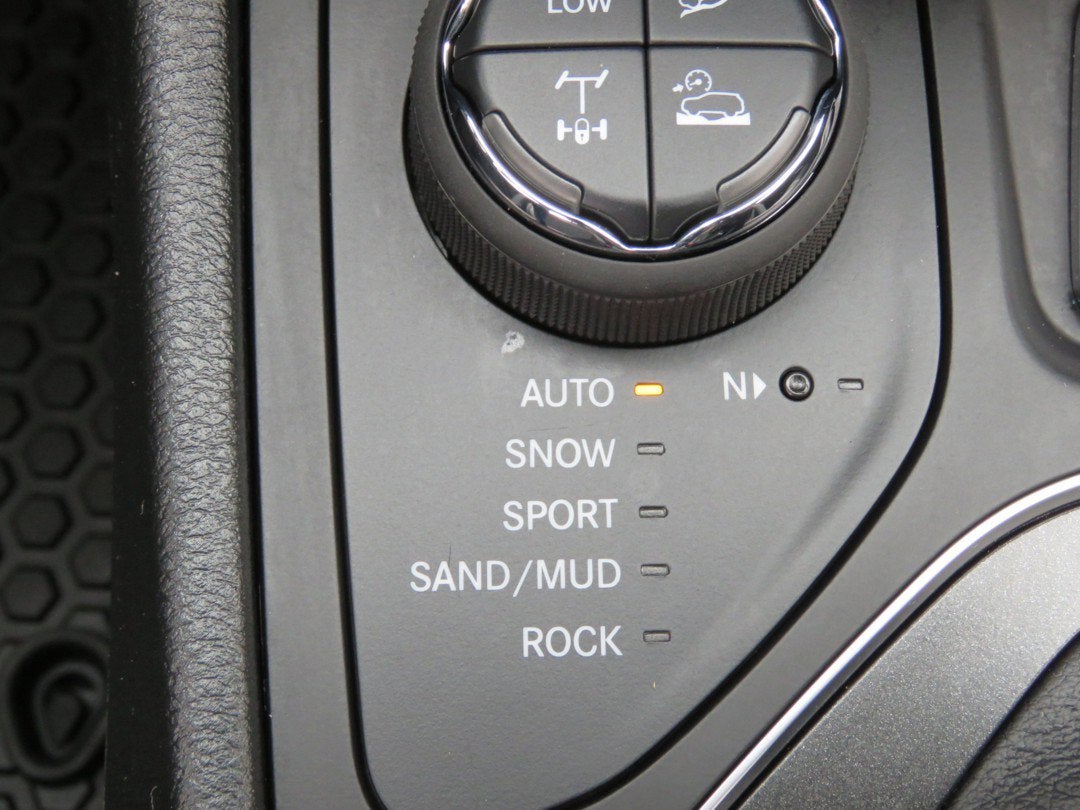 2022 Jeep Cherokee Trailhawk