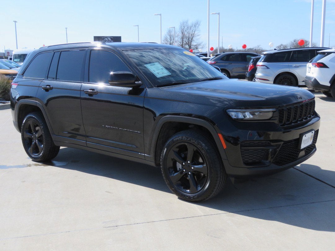 2023 Jeep Grand Cherokee Altitude