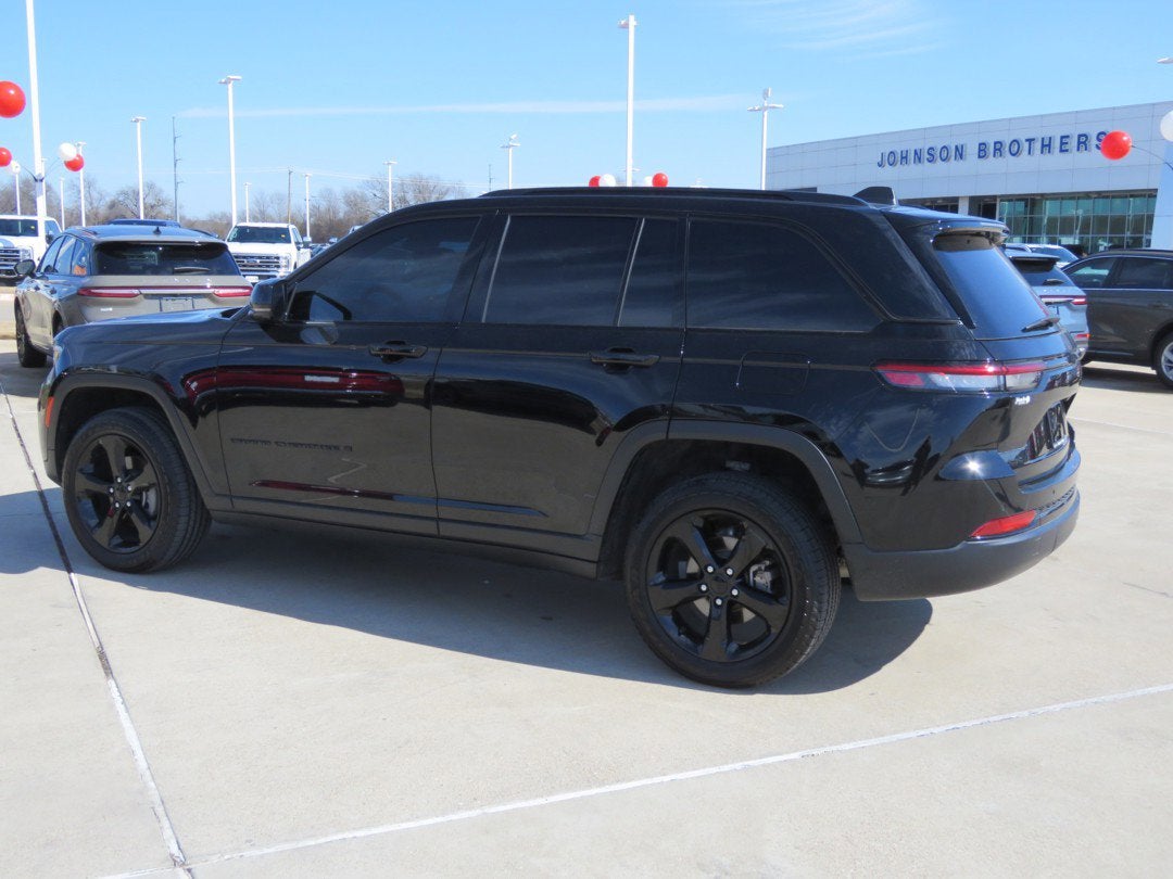 2023 Jeep Grand Cherokee Altitude