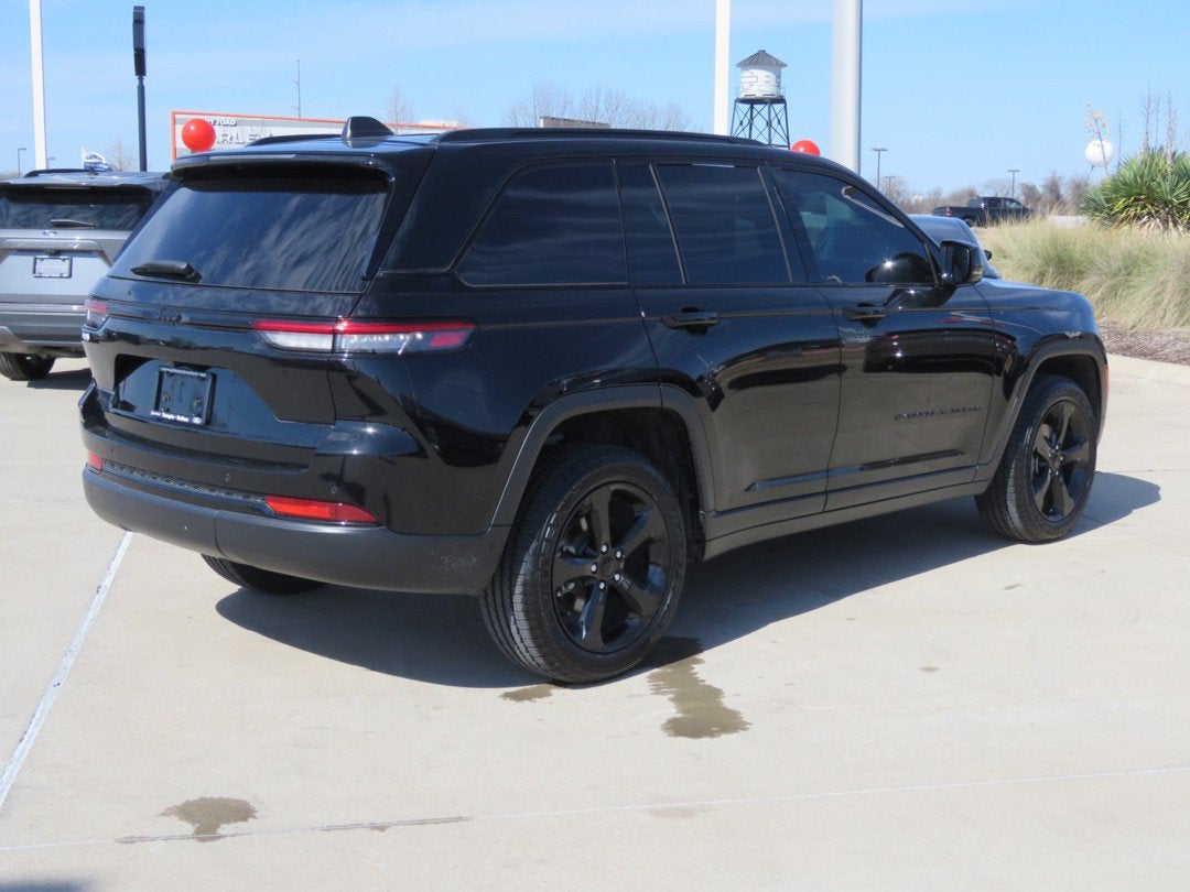 2023 Jeep Grand Cherokee Altitude