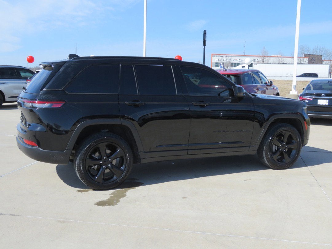 2023 Jeep Grand Cherokee Altitude