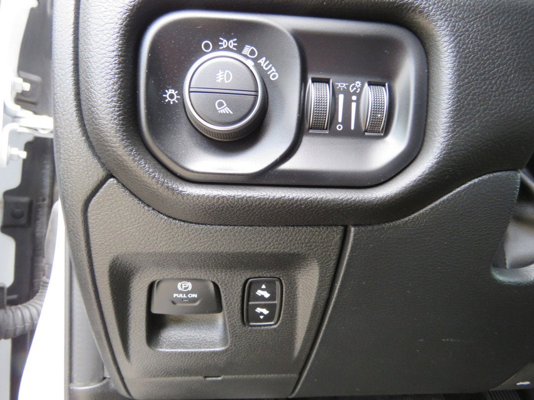 2025 RAM 1500 Lone Star