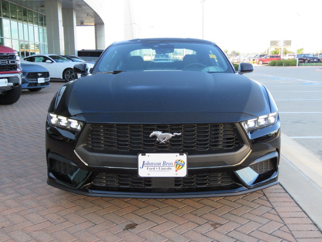 2025 Ford Mustang EcoBoost