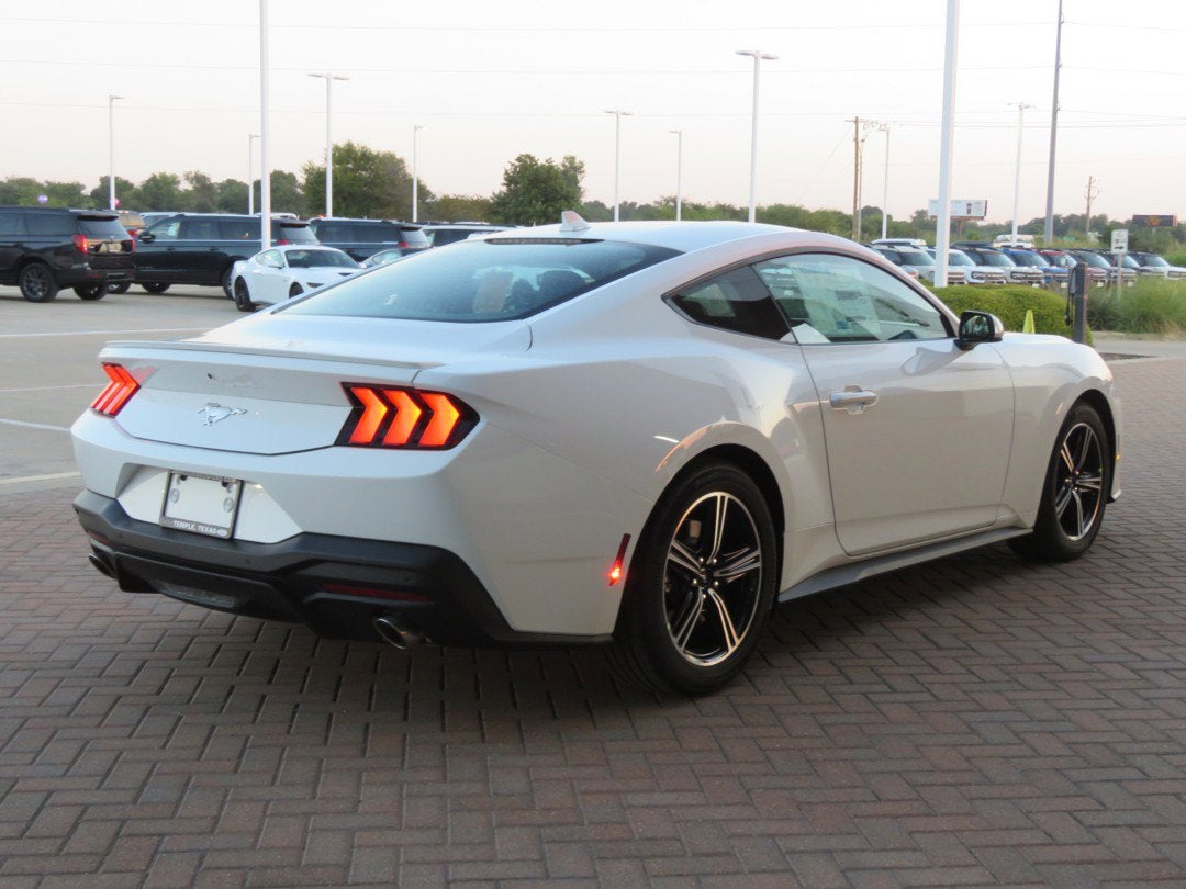 2025 Ford Mustang EcoBoost Premium