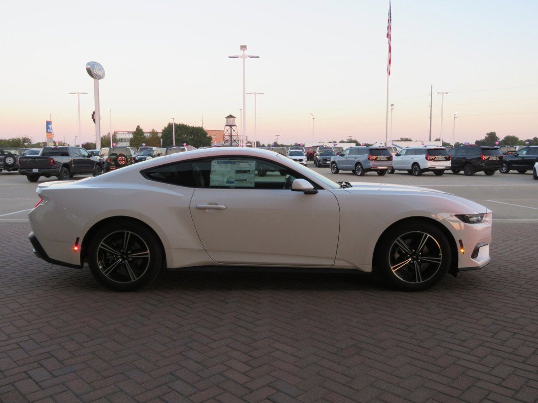 2025 Ford Mustang EcoBoost Premium