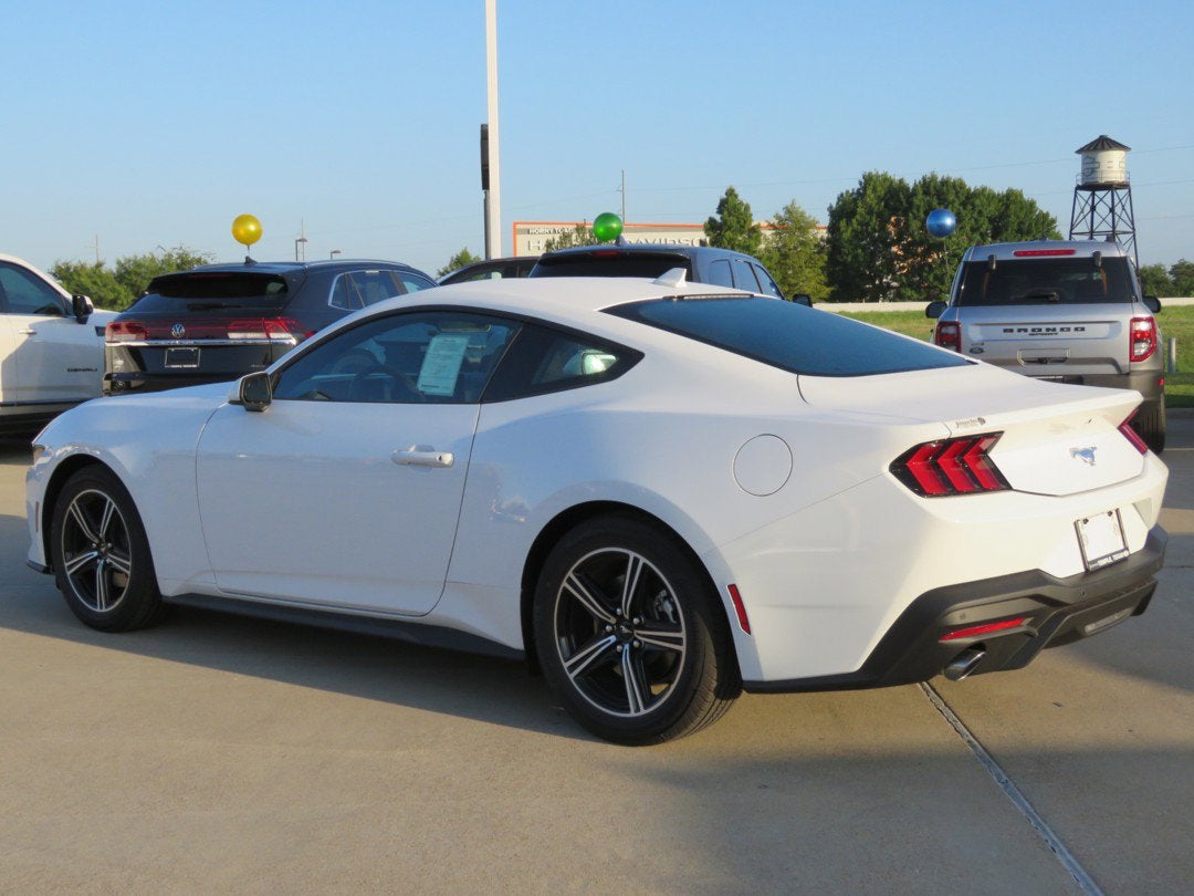 2025 Ford Mustang EcoBoost
