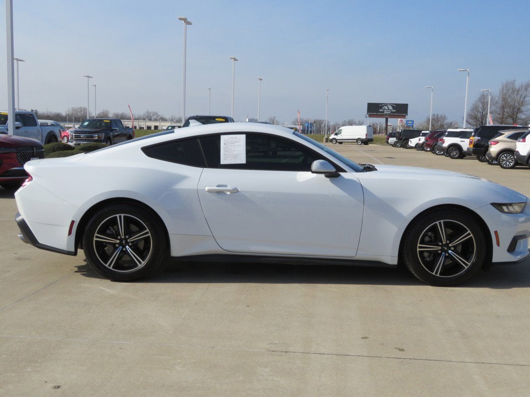 2024 Ford Mustang EcoBoost