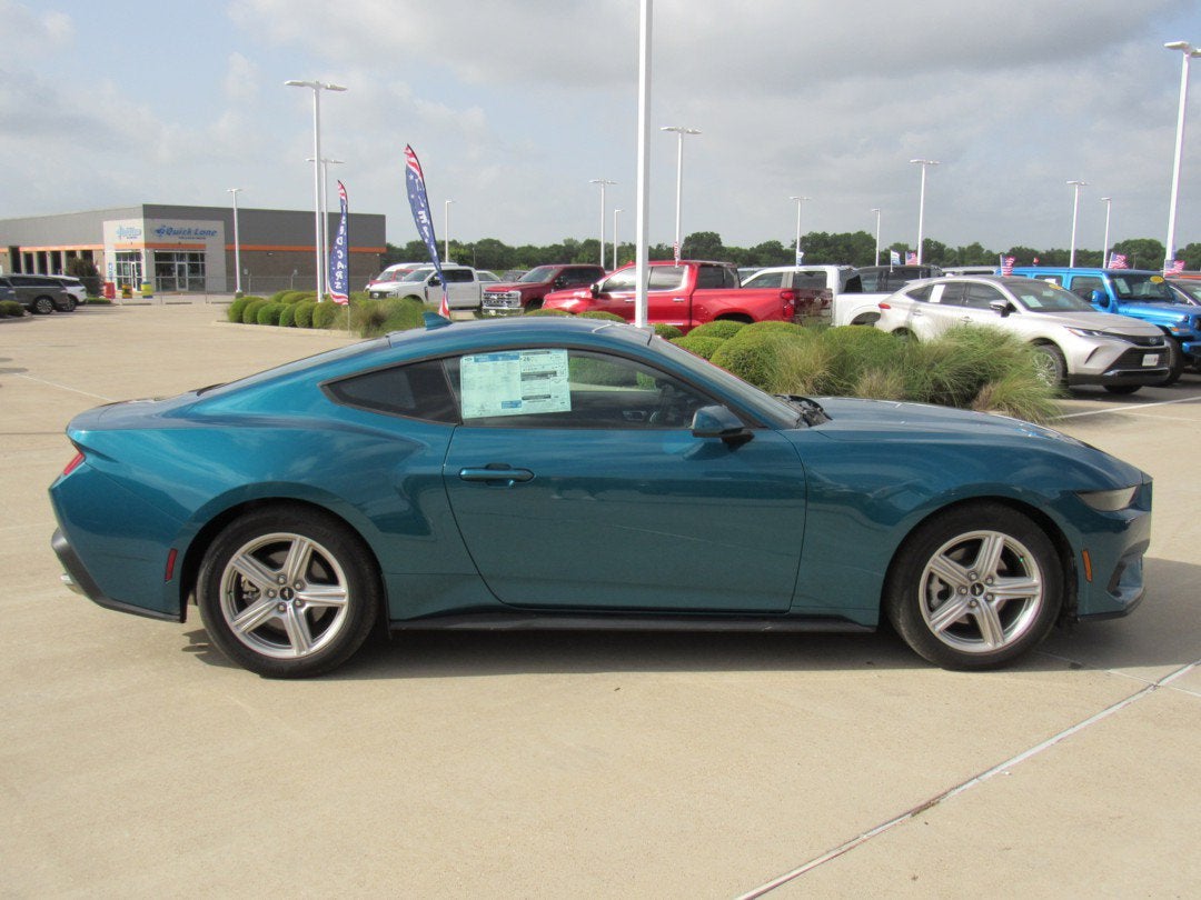 2026 Ford Mustang EcoBoost Fastback - Photo 7