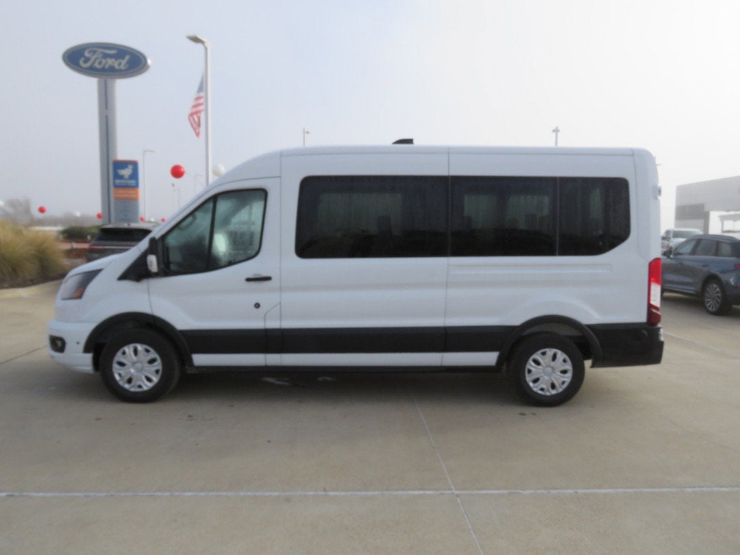 2026 Ford Transit Passenger Wagon XLT