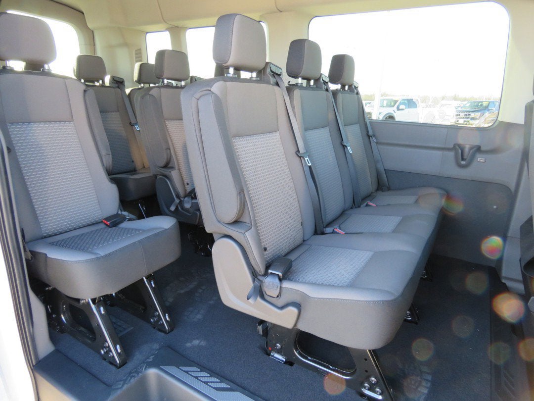 2026 Ford Transit Passenger Wagon XLT