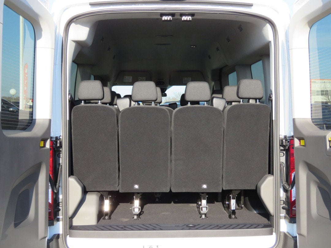 2026 Ford Transit Passenger Wagon XLT