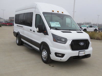 2026 Ford Transit Passenger Wagon XLT