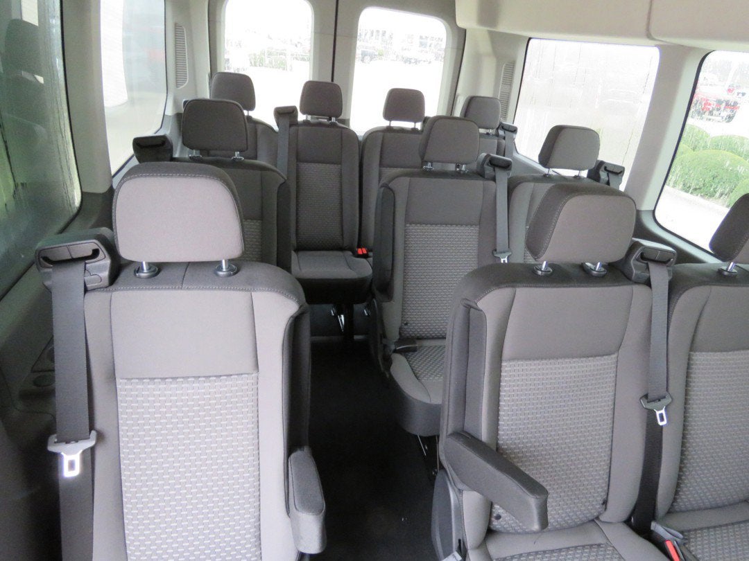 2026 Ford Transit Passenger Wagon XLT