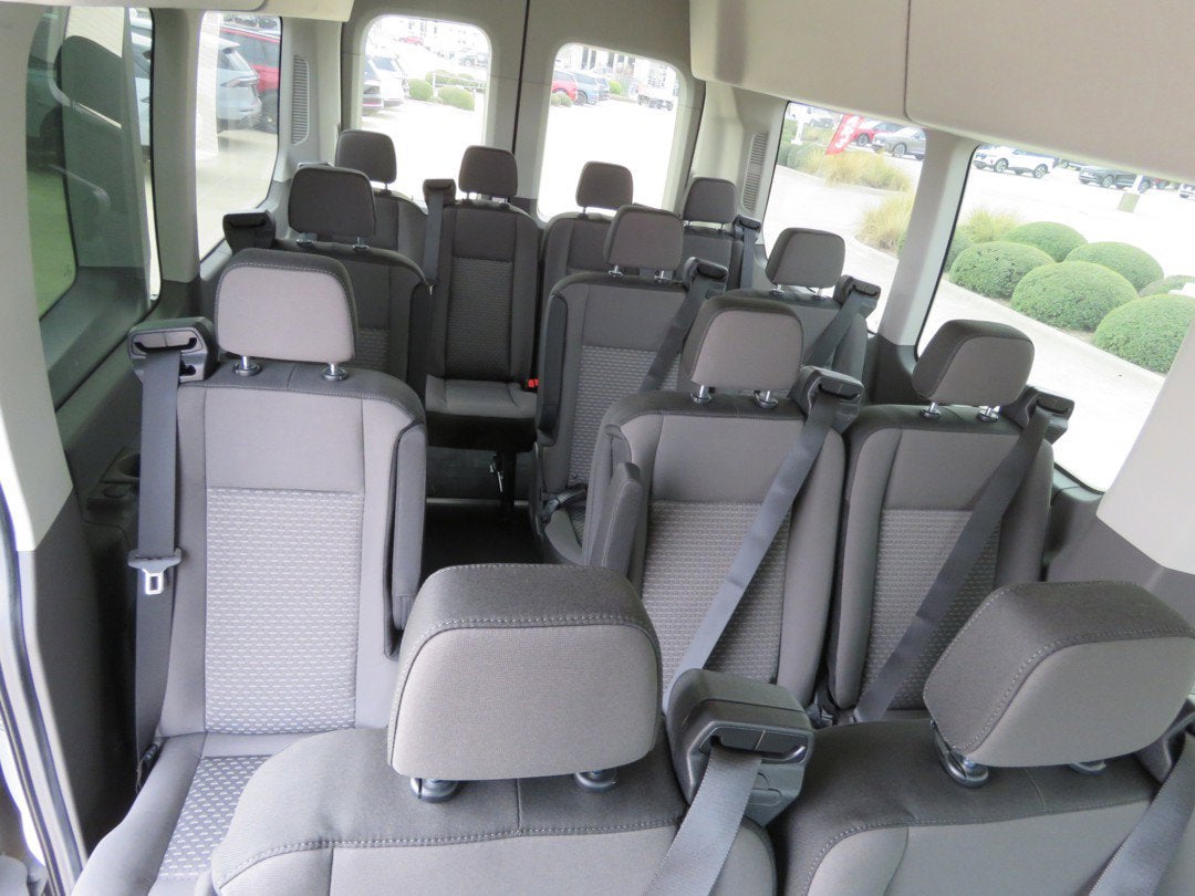 2026 Ford Transit Passenger Wagon XLT