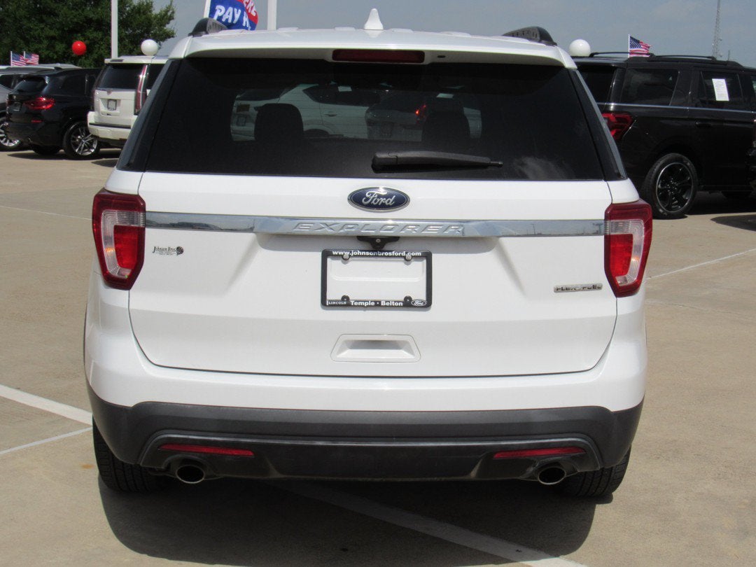 2016 Ford Explorer Base