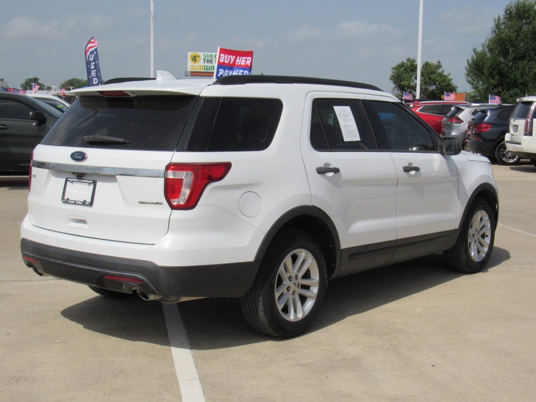 2016 Ford Explorer Base