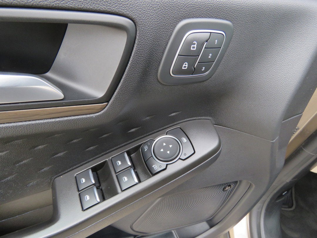 2020 Ford Escape Titanium Hybrid