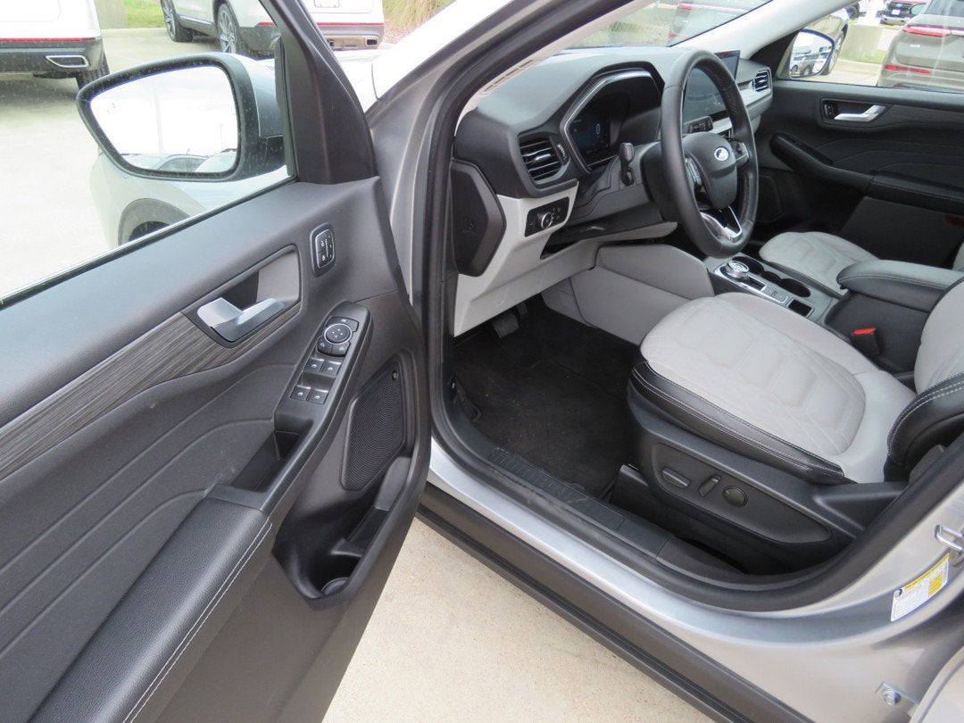 2024 Ford Escape Platinum