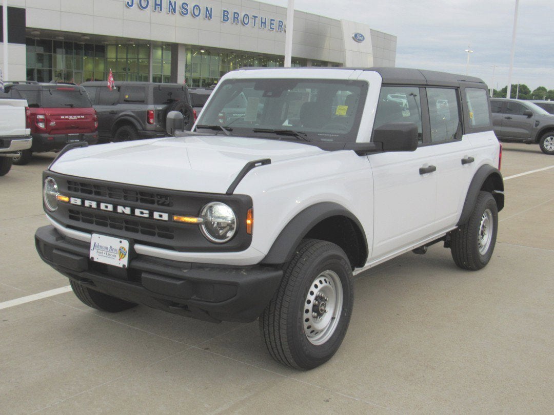 2026 Ford Bronco Base