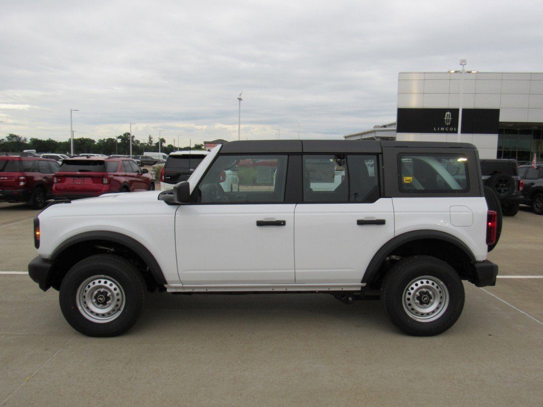 2026 Ford Bronco Base