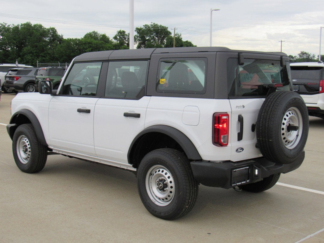 2026 Ford Bronco Base