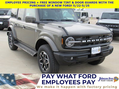 2026 Ford Bronco Outer Banks