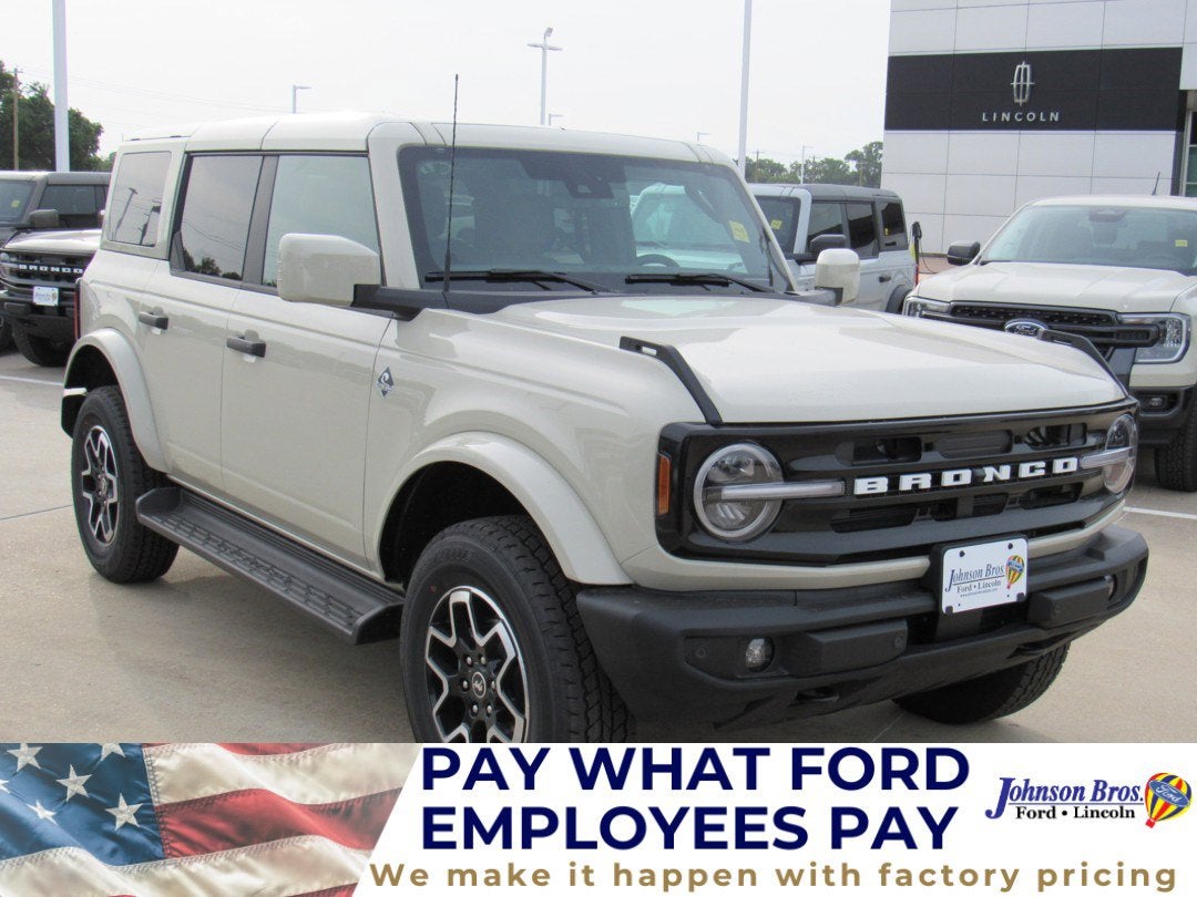 2026 Ford Bronco Outer Banks 4x4's photo