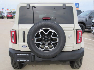 2026 Ford Bronco Outer Banks