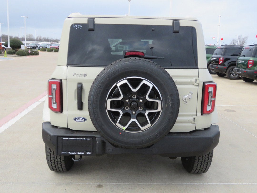 2026 Ford Bronco Outer Banks