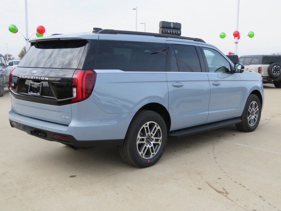 2025 Ford Expedition Max Active