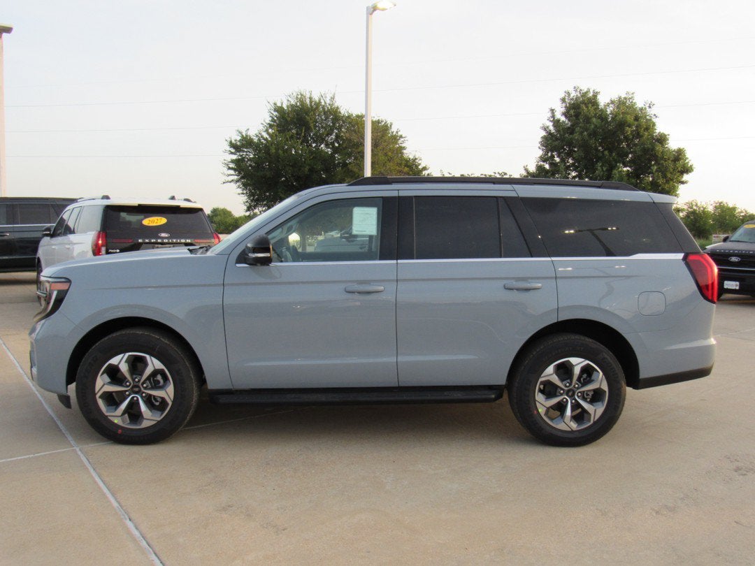 2027 Ford Expedition Active