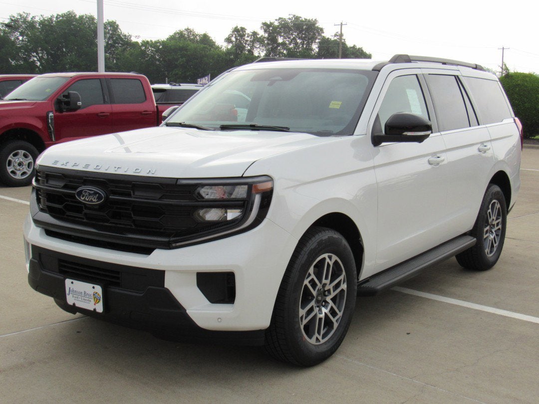 2026 Ford Expedition Active