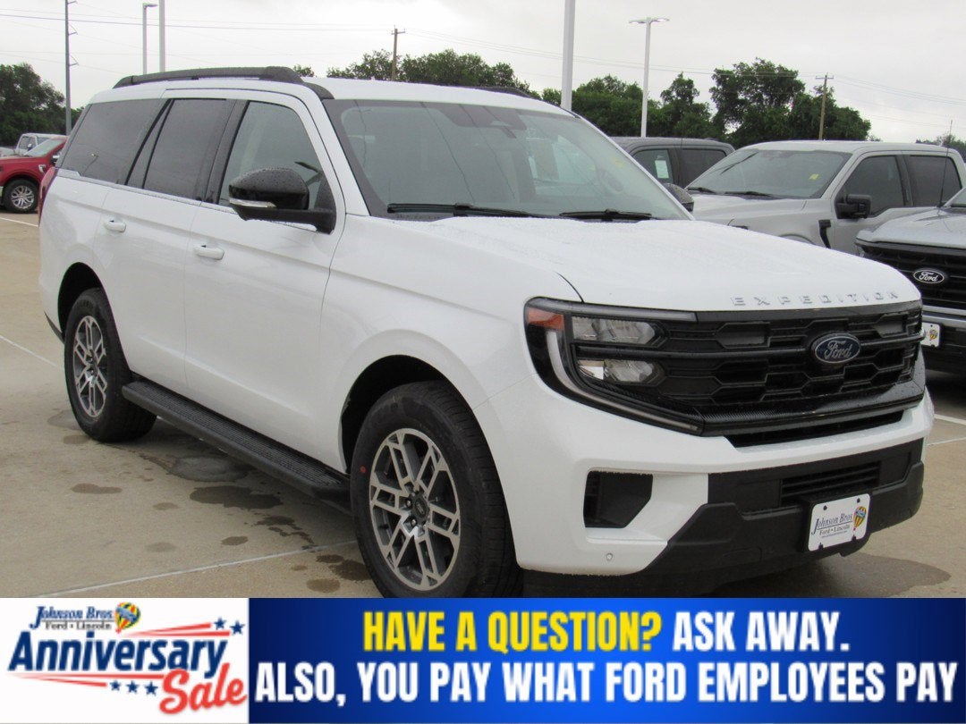 2026 Ford Expedition Active