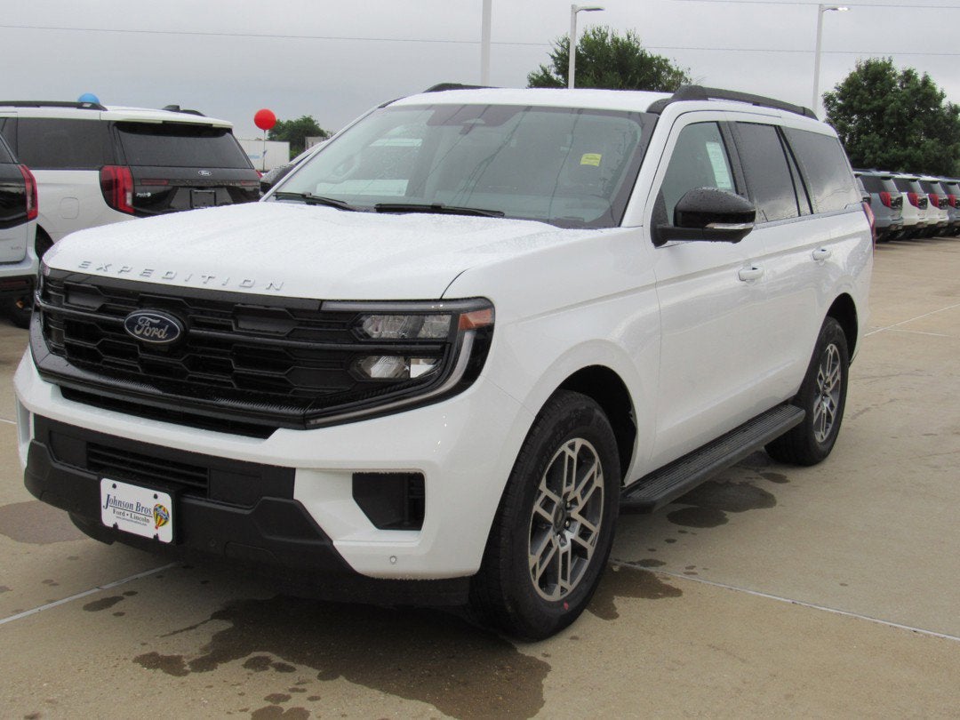 2026 Ford Expedition Active