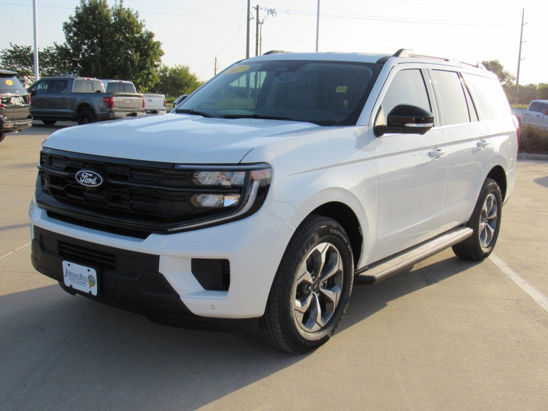 2027 Ford Expedition Active