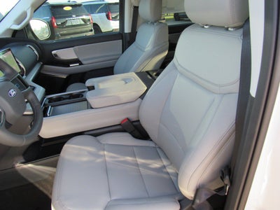 2027 Ford Expedition Active