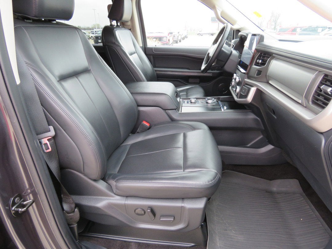 2022 Ford Expedition XLT