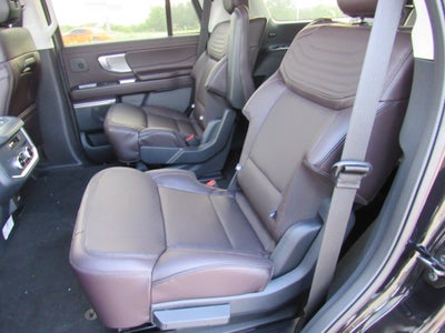 2027 Ford Expedition Platinum