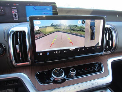 2027 Ford Expedition King Ranch