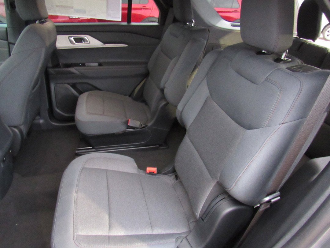 2027 Ford Explorer Active w/200A Pkg
