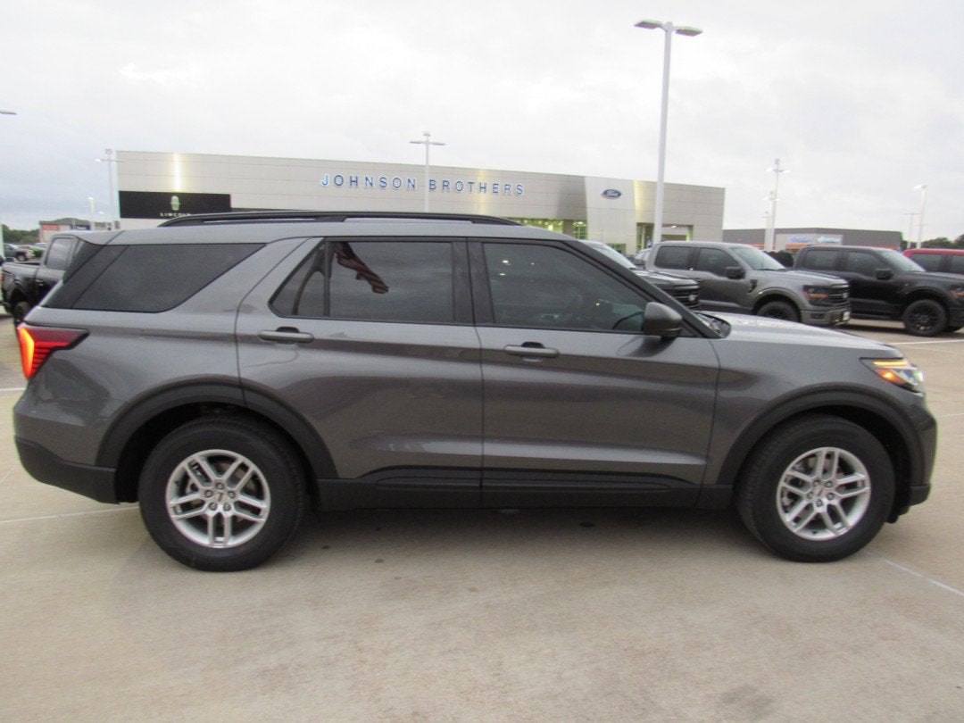 2027 Ford Explorer Active w/200A Pkg