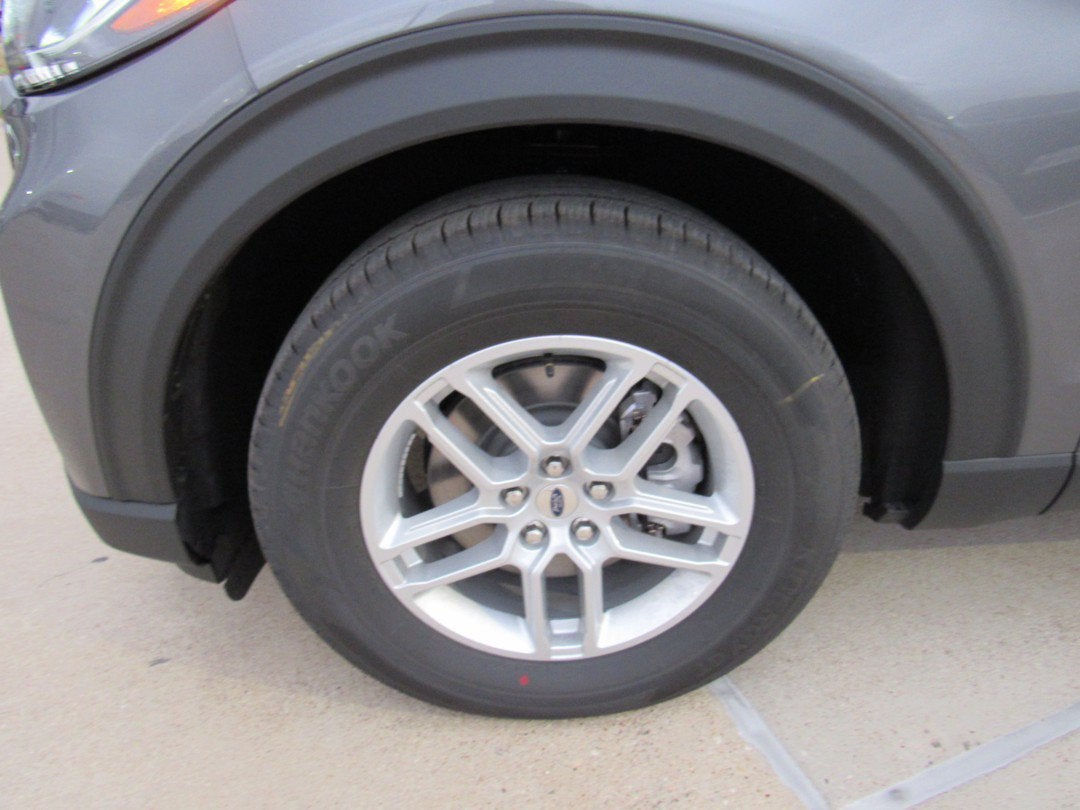 2027 Ford Explorer Active w/200A Pkg