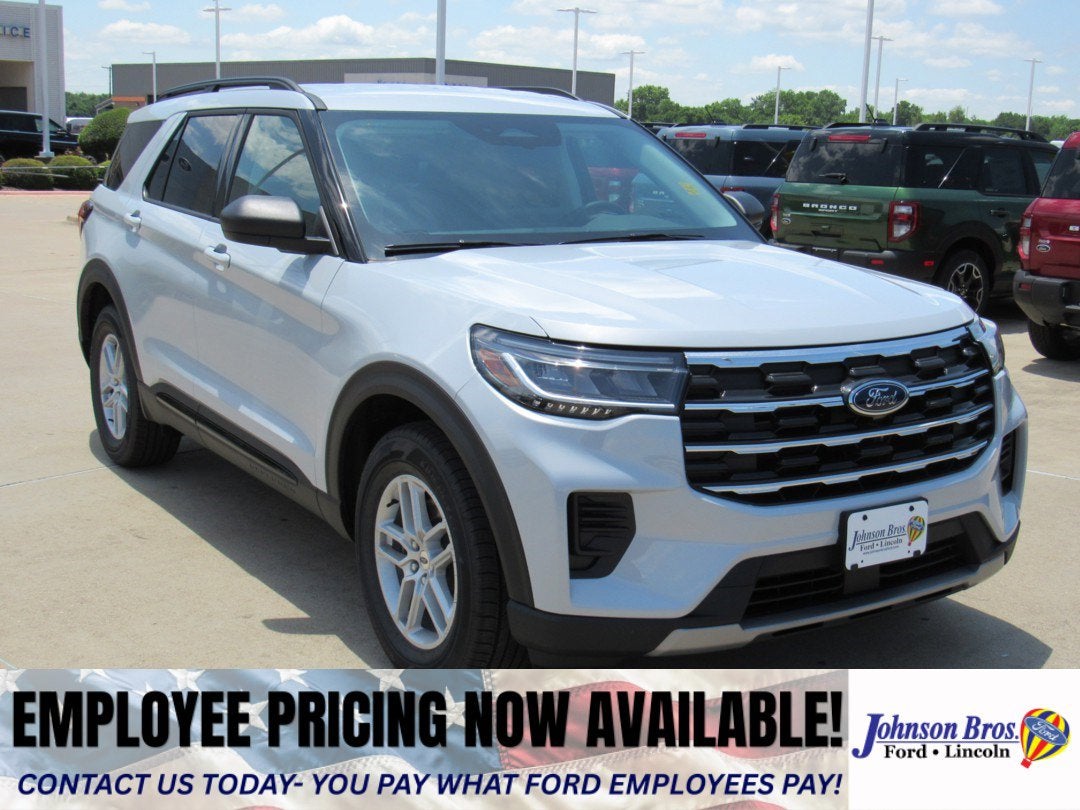 2026 Ford Explorer's photo