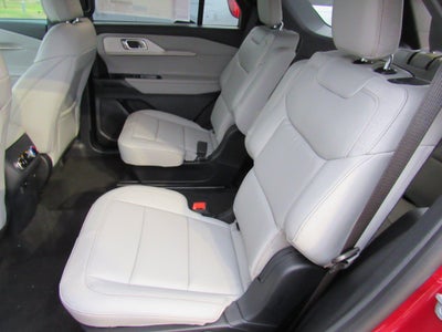 2027 Ford Explorer Active w/200A Pkg