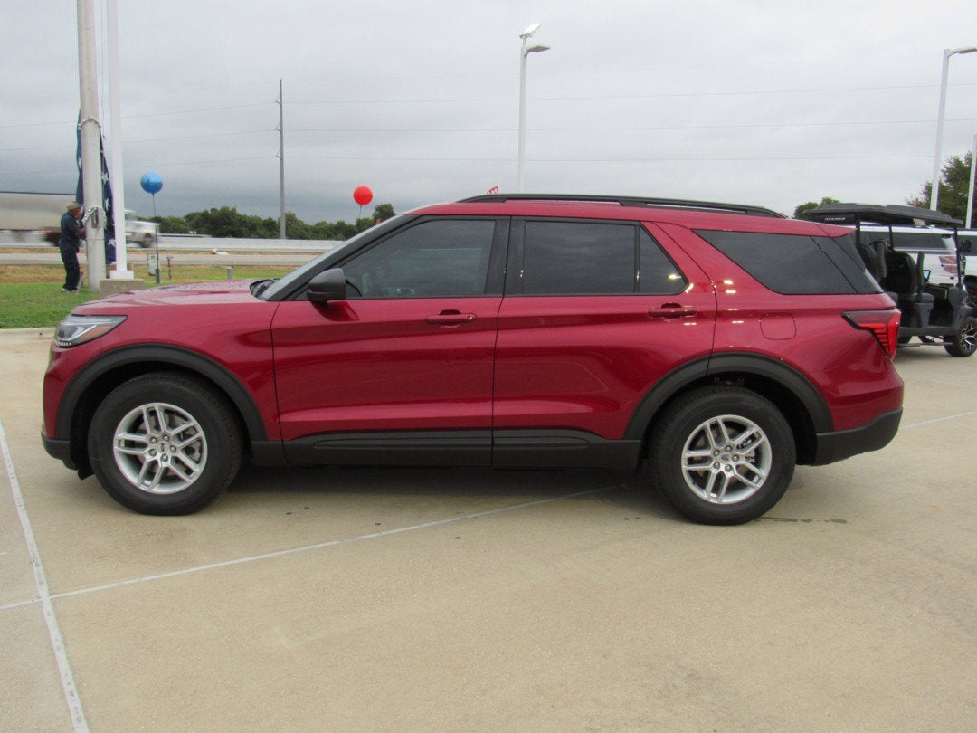 2027 Ford Explorer Active w/200A Pkg