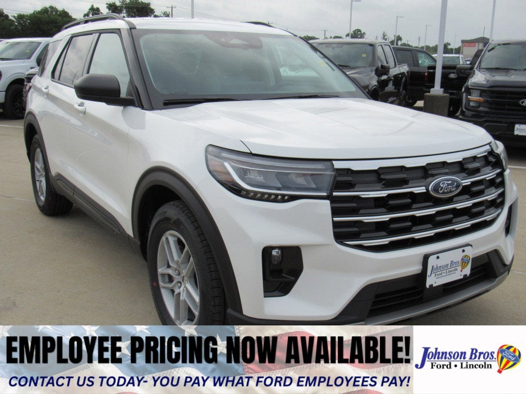 2026 Ford Explorer's photo