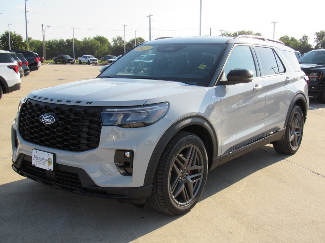 2027 Ford Explorer ST-Line
