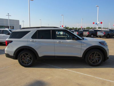 2027 Ford Explorer ST-Line