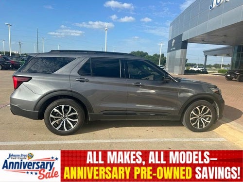 2025 Ford Explorer ST-Line