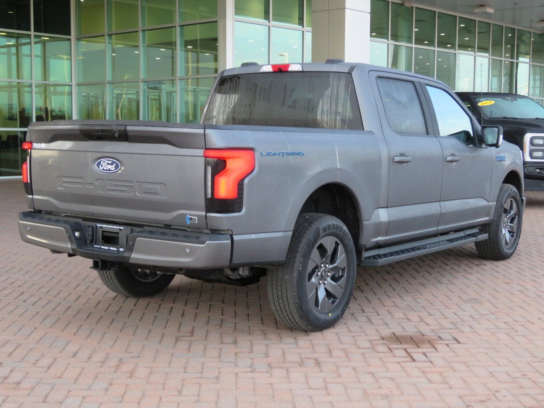 2025 Ford F-150 Lightning Flash